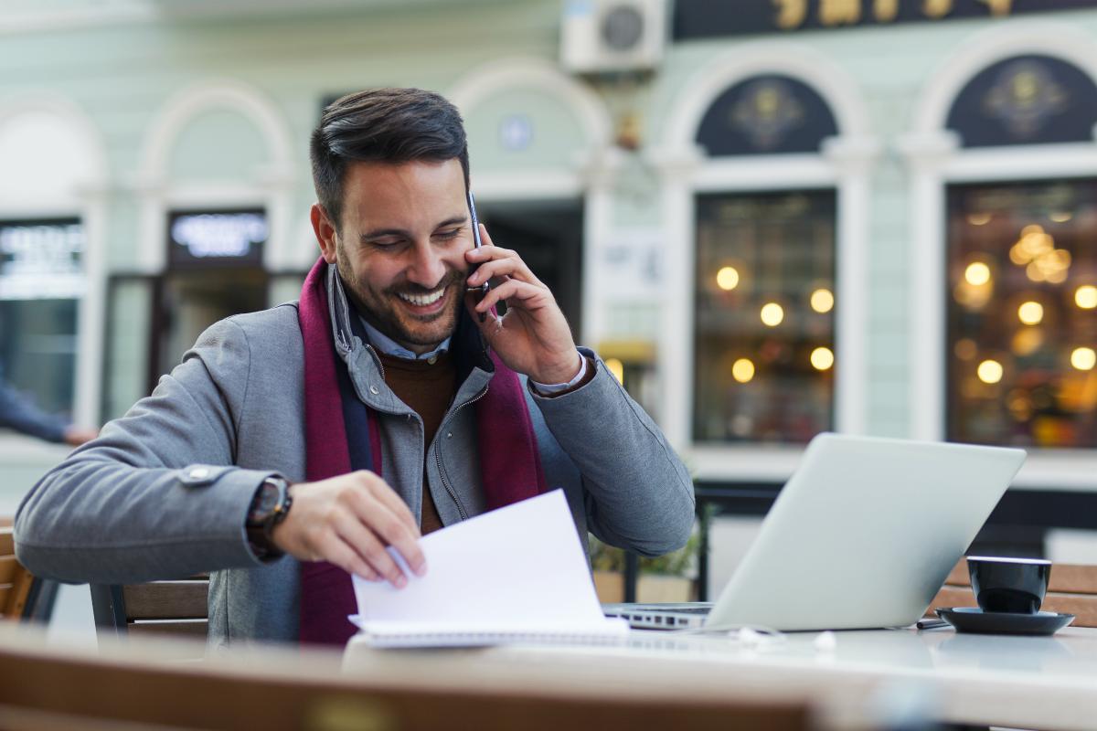 Businessman making a phone call | How to Map Accounts w/ Dan Cook @Lucid | how to map accounts | account mapping